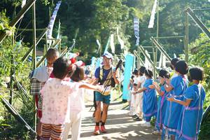 BIB: 
                            <button type="button" onclick="openModal(19033272)" class="btn btn-primary btn-sm float-right btn-popup" data-toggle="modal" data-target=".modal-high-quality">
                        <i class="fas fa-shopping-cart"></i> Add to Cart
                    </button>
                                            <button type="button" onclick="isThisMe(19033272, true)" class="btn btn-success btn-sm float-right btn-popup btn-isme hidden" data-toggle="tooltip" data-placement="bottom" title="นี่คือรูปของคุณใช่ไหม คลิกที่นี่เพื่อเอาเข้าอัลบั้ม">
                        <i class="fas fa-plus"></i> Add to album
                    </button>
                    <button type="button" onclick="isThisMe(19033272, false)" class="btn btn-warning btn-sm float-right btn-popup btn-isnotme hidden">
                        <i class="fas fa-ban"></i> Remove from album
                    </button>